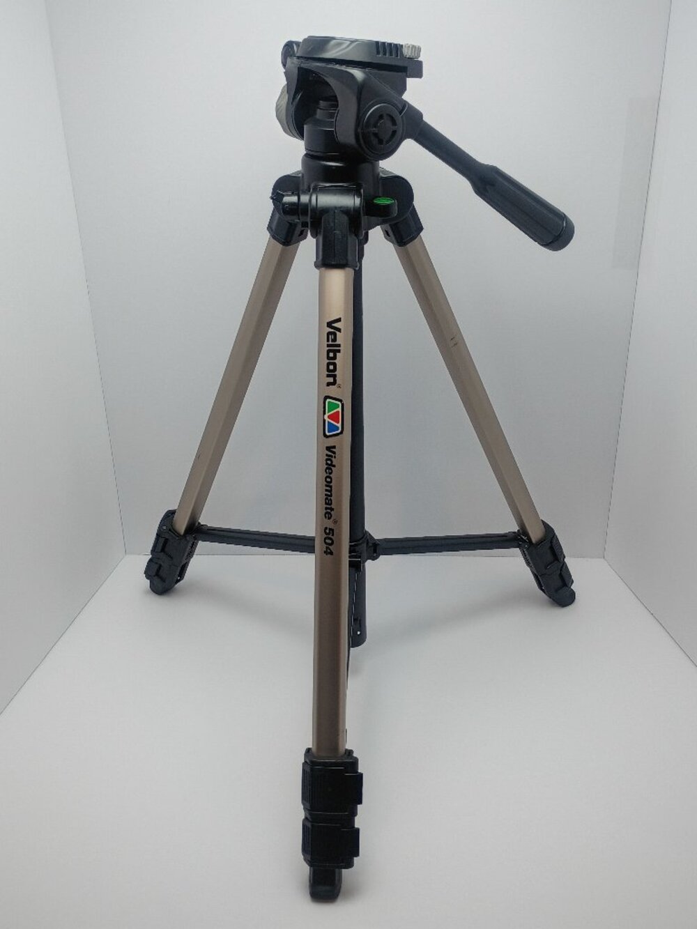 Velbon Videomate 504 Camera Stand 48in QB-4W